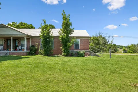 241 Old Rome Pike #B