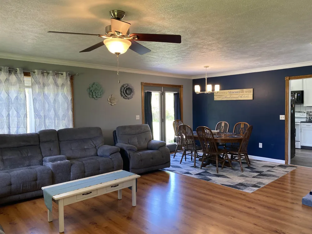 737 Sensabaugh Road Cumming Township, MI 48635