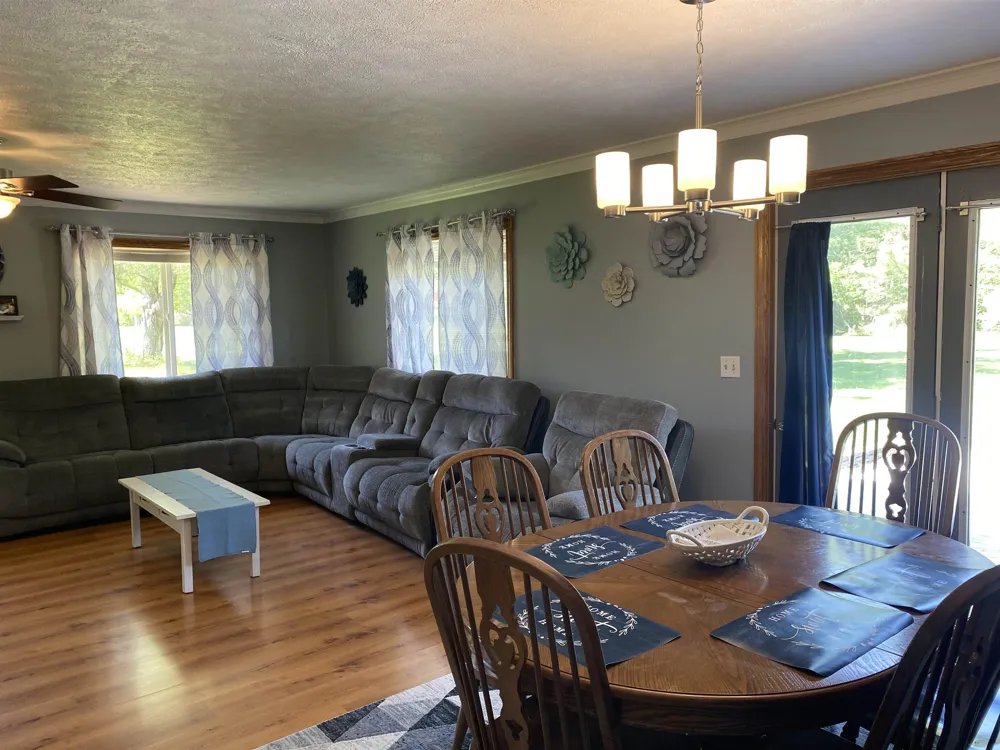 737 Sensabaugh Road Cumming Township, MI 48635