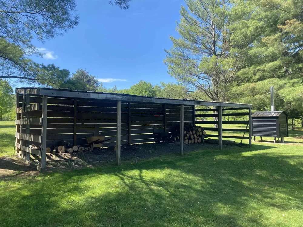 737 Sensabaugh Road Cumming Township, MI 48635