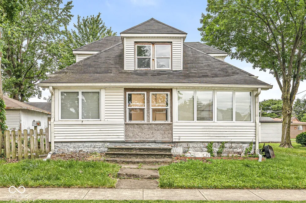 112 Merrill Street Fortville, IN 46040