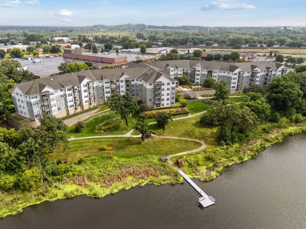 1900 Rush Lake Trail #416 New Brighton, MN 55112