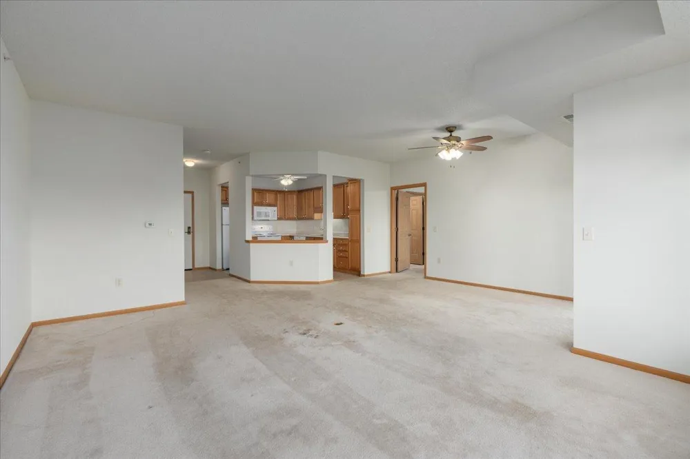 1900 Rush Lake Trail #416 New Brighton, MN 55112
