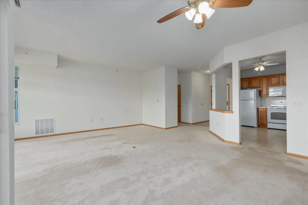 1900 Rush Lake Trail #416 New Brighton, MN 55112