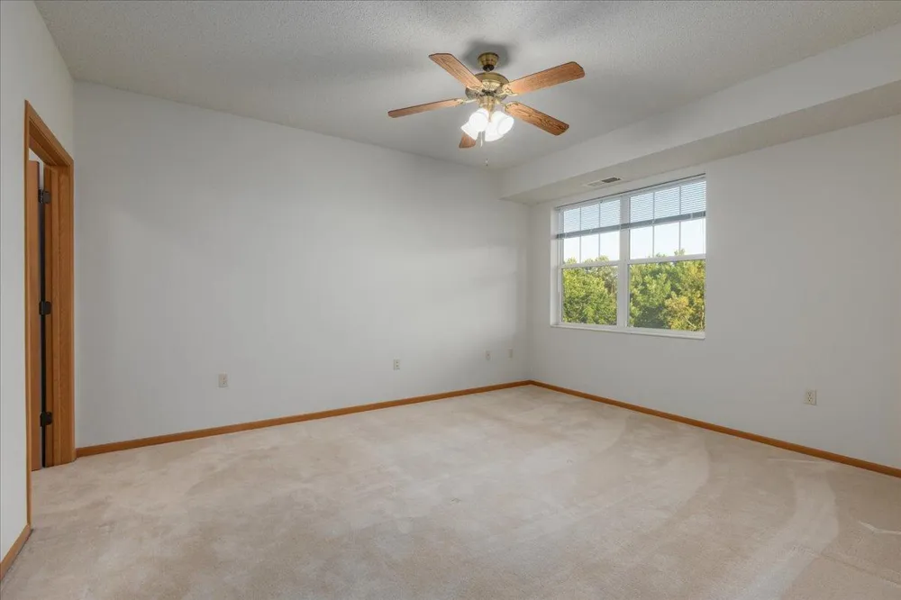 1900 Rush Lake Trail #416 New Brighton, MN 55112