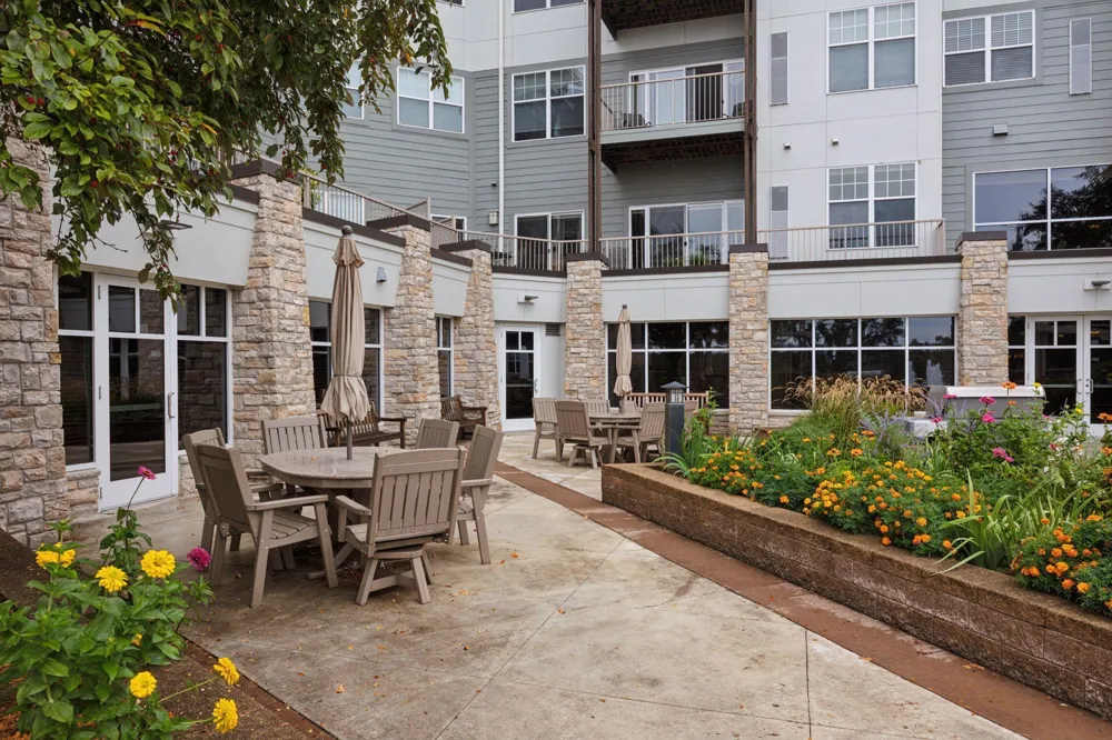 1900 Rush Lake Trail #416 New Brighton, MN 55112