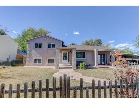 3905 Colony Hills Circle