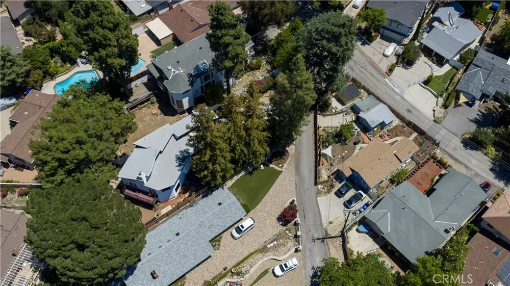 5625 TERRACE DRIVE La Crescenta, CA 91214