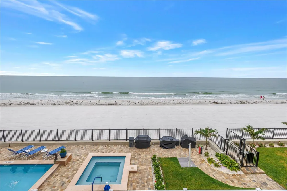 16750 GULF BOULEVARD #313 North Redington Beach, FL 33708