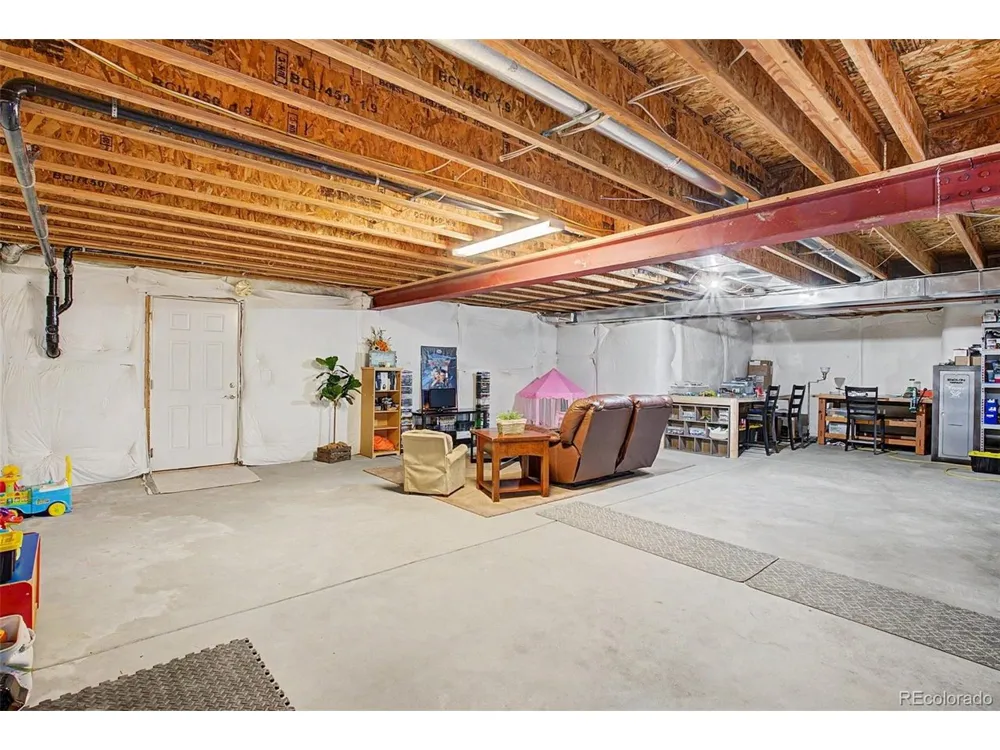 16555 Umpire Court Hudson, CO 80642