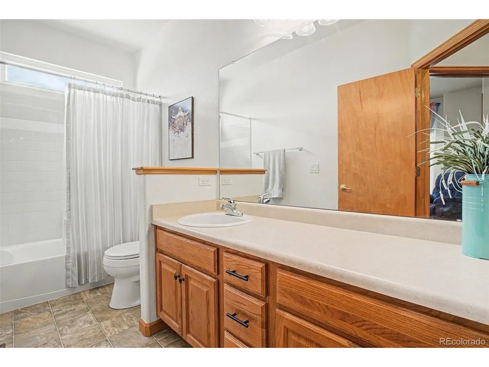 16555 Umpire Court Hudson, CO 80642