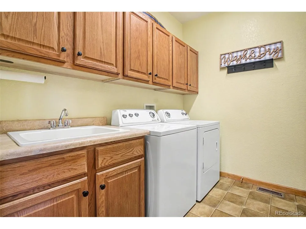 16555 Umpire Court Hudson, CO 80642