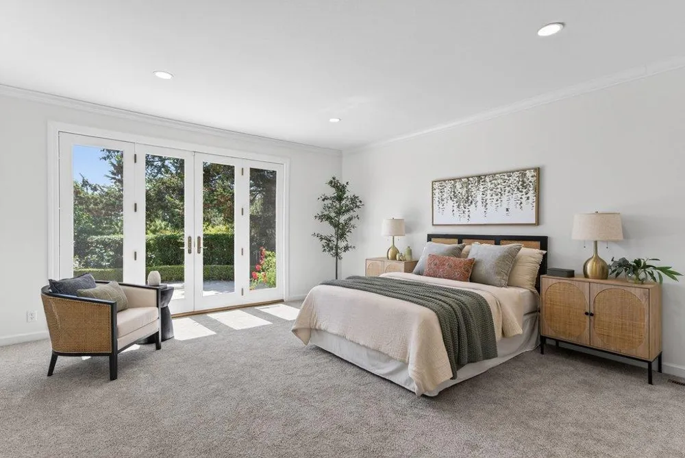 22 Hollins Drive Santa Cruz, CA 95060