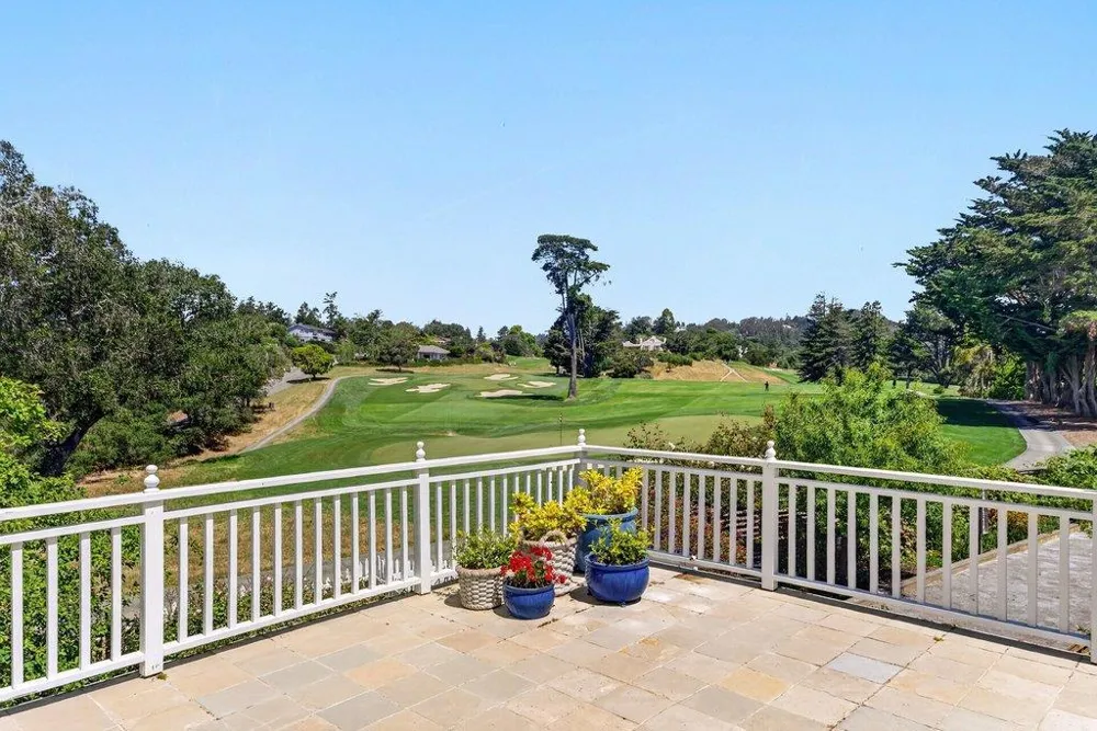 22 Hollins Drive Santa Cruz, CA 95060