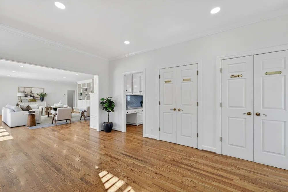 22 Hollins Drive Santa Cruz, CA 95060