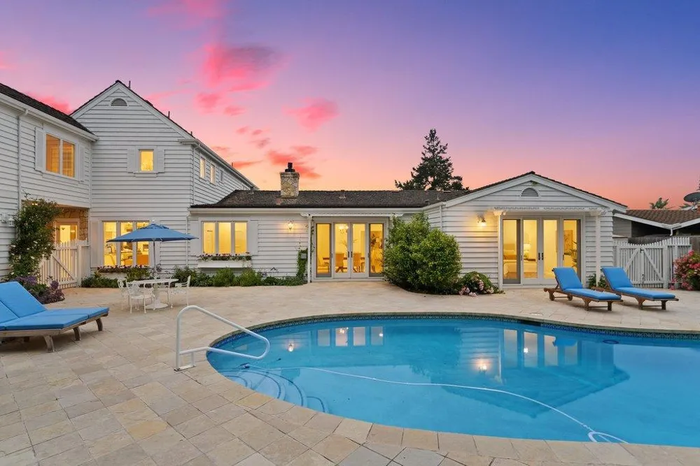 22 Hollins Drive Santa Cruz, CA 95060