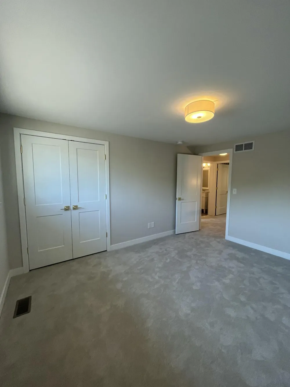 1054 Bristol Court Northville City, MI 48167