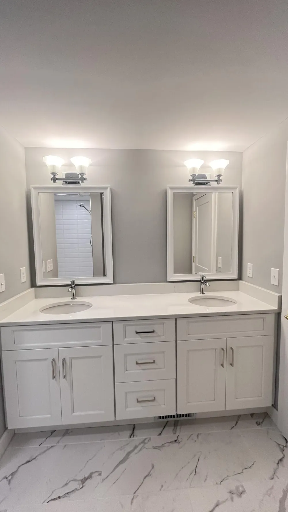 1054 Bristol Court Northville City, MI 48167