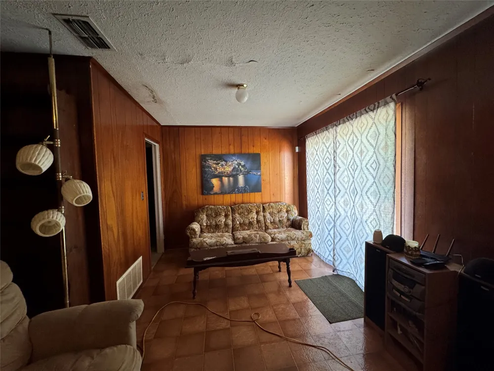 259 Lone Oak Drive Hawkins, TX 75765