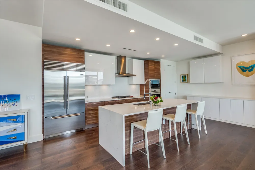 7901 Windrose Avenue #504 Plano, TX 75024