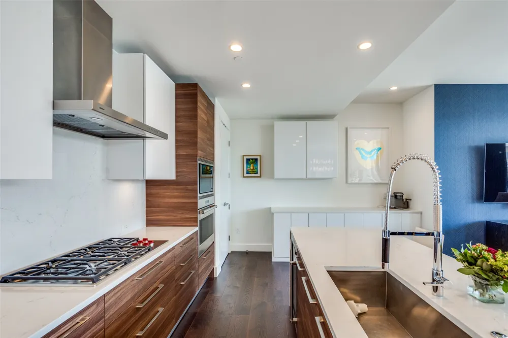 7901 Windrose Avenue #504 Plano, TX 75024
