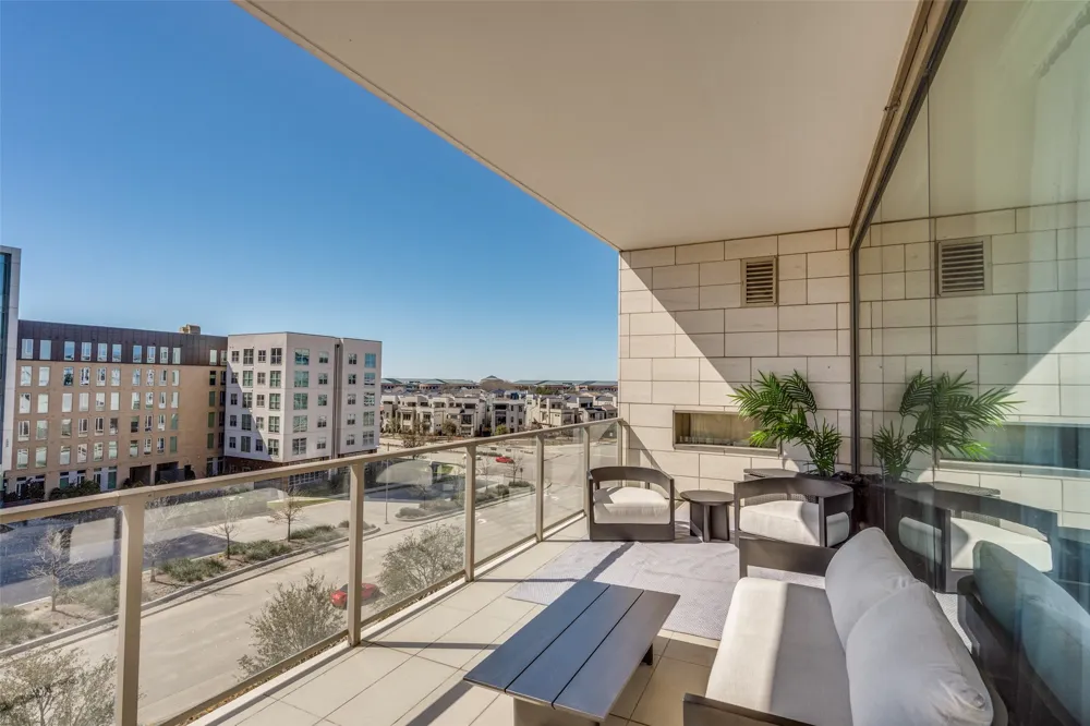 7901 Windrose Avenue #504 Plano, TX 75024