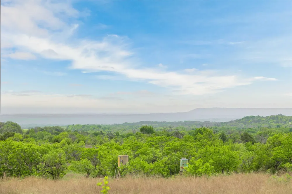 Comanche Hills Drive Comanche, TX 76442