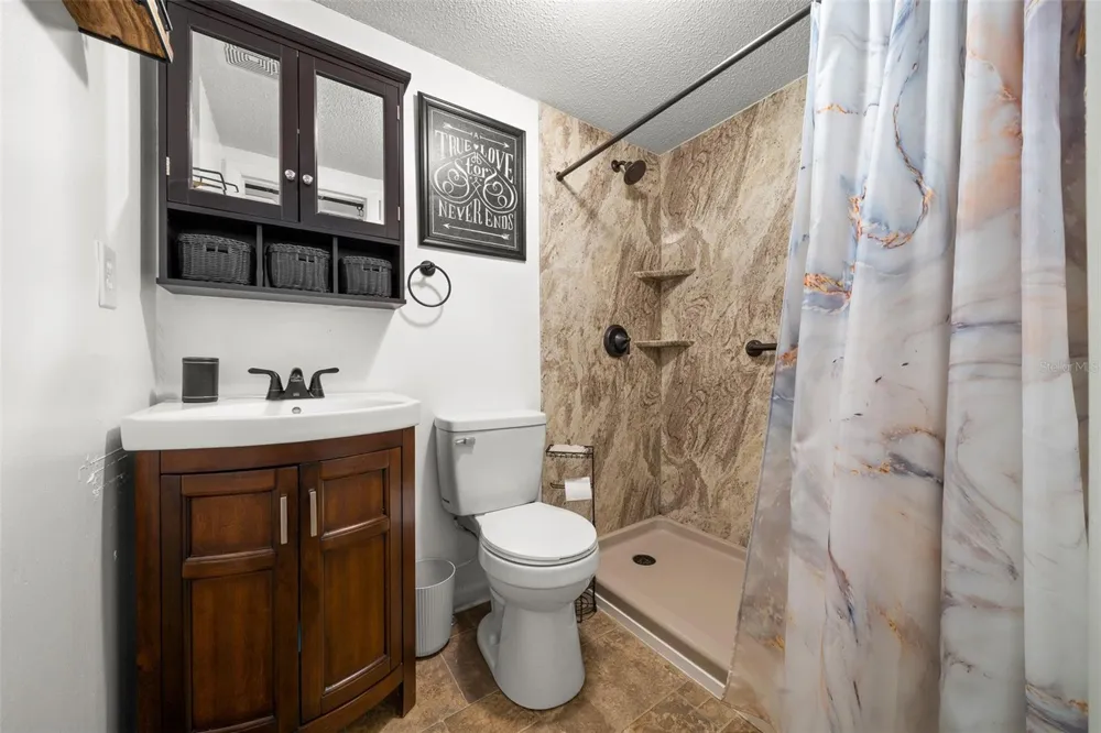 1985 NE 97TH STREED ROAD Anthony, FL 32617