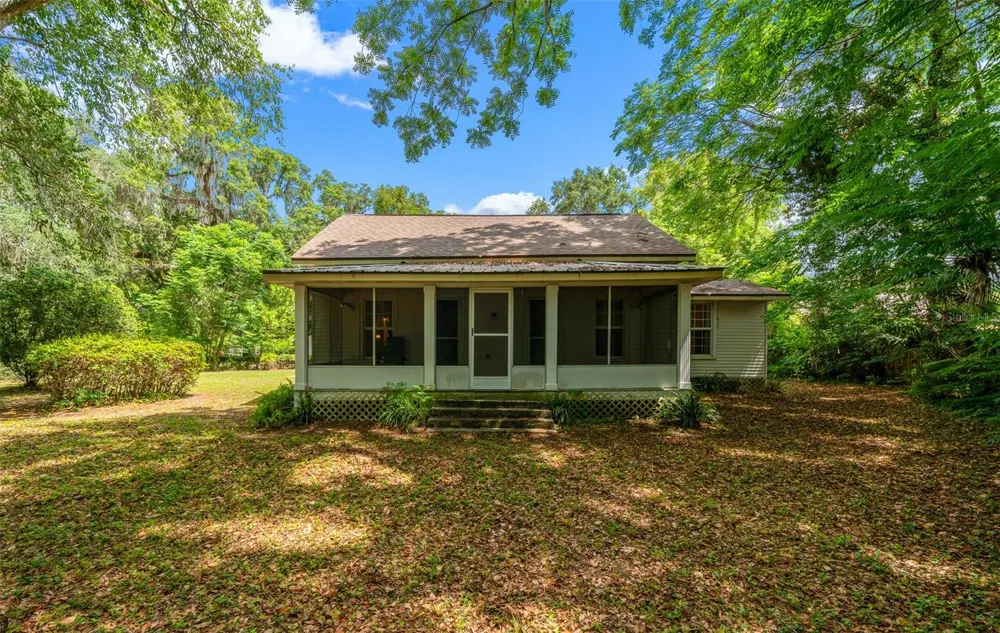 1985 NE 97TH STREED ROAD Anthony, FL 32617