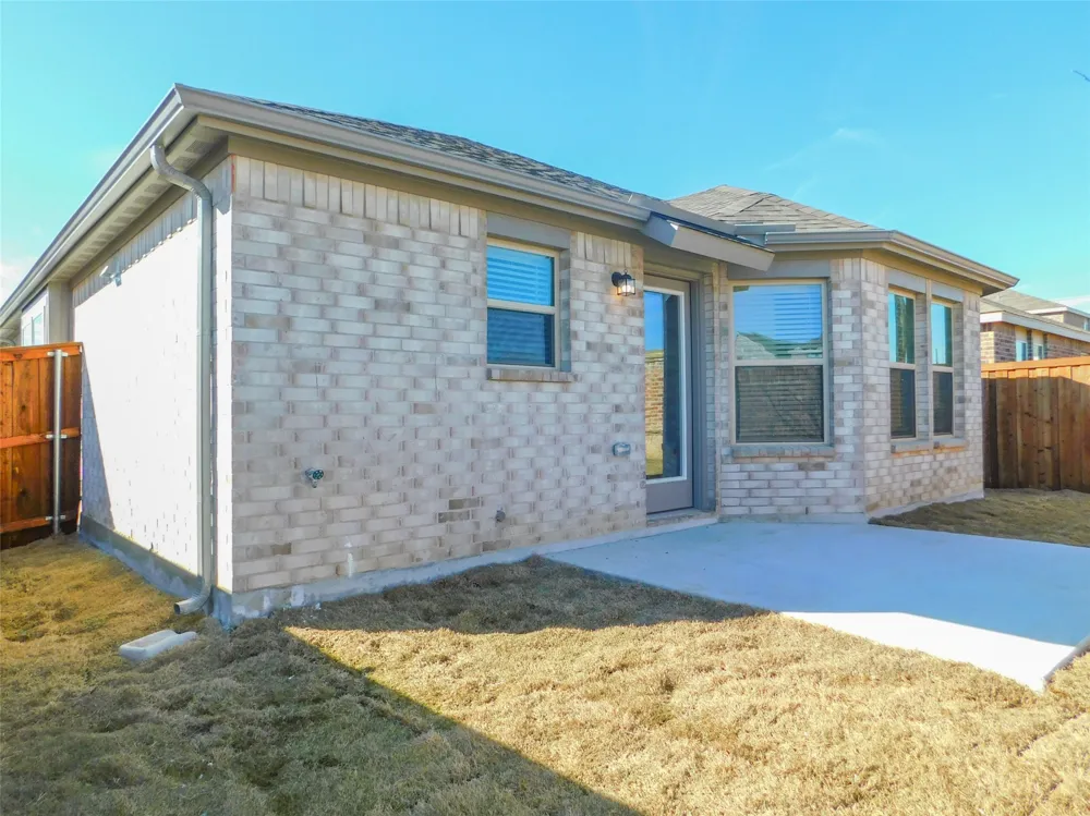 14017 Earlham Street Pilot Point, TX 76258