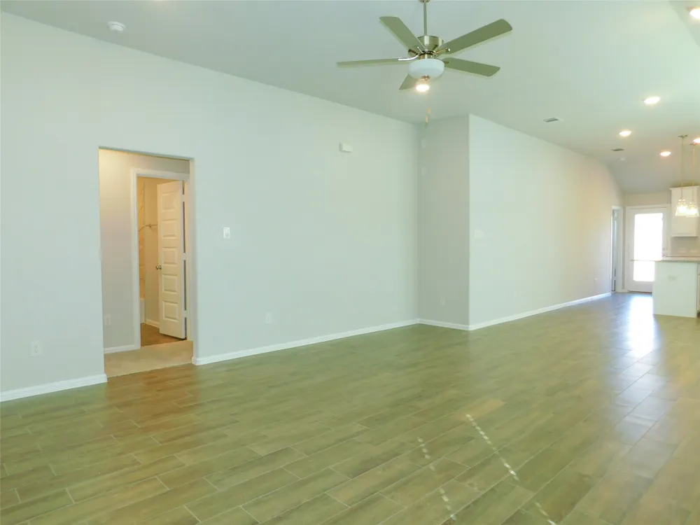 14017 Earlham Street Pilot Point, TX 76258