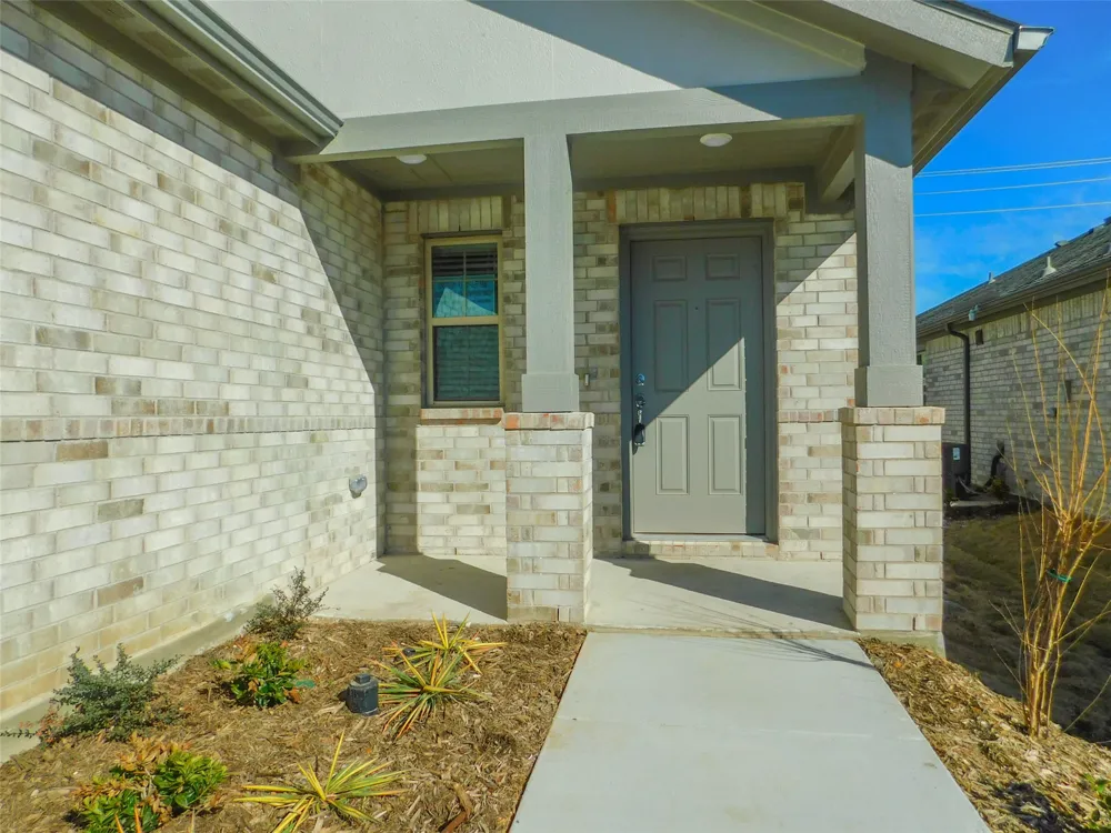 14017 Earlham Street Pilot Point, TX 76258
