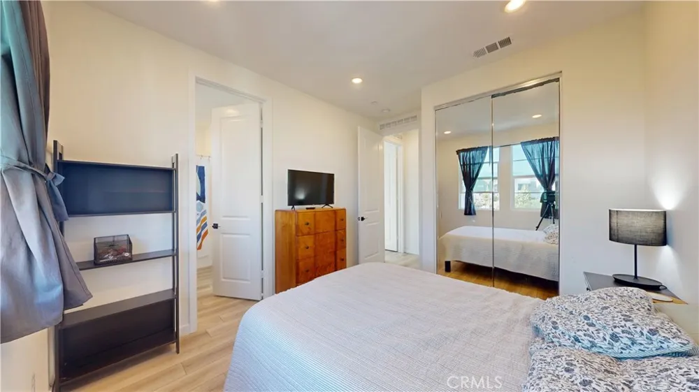 27131 Observation Court Valencia, CA 91381