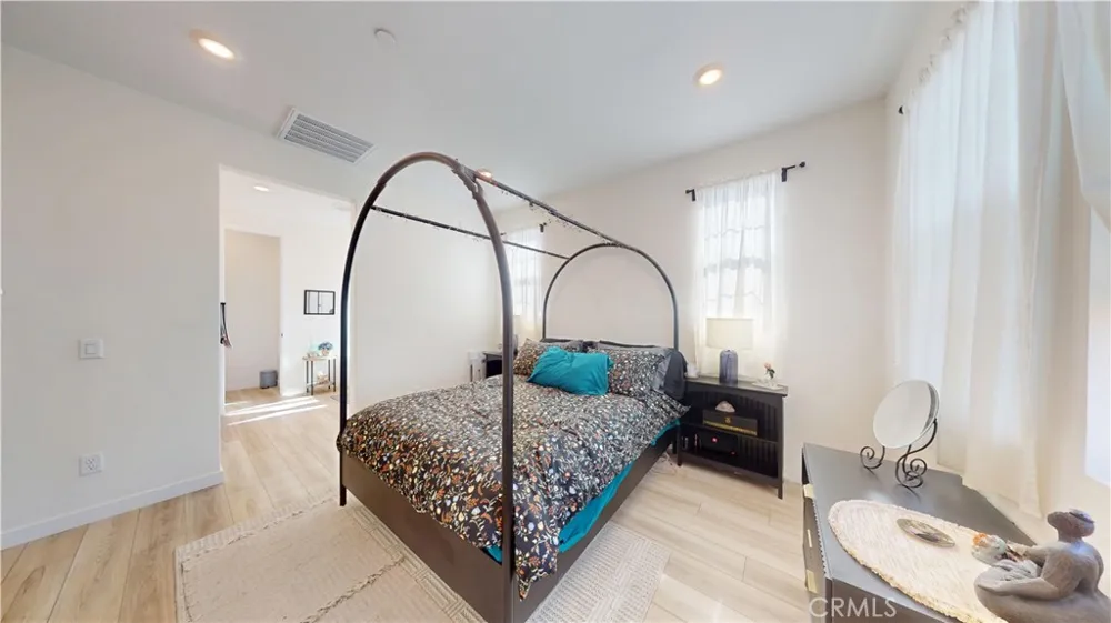 27131 Observation Court Valencia, CA 91381