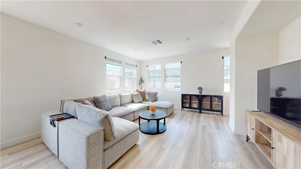 27131 Observation Court Valencia, CA 91381