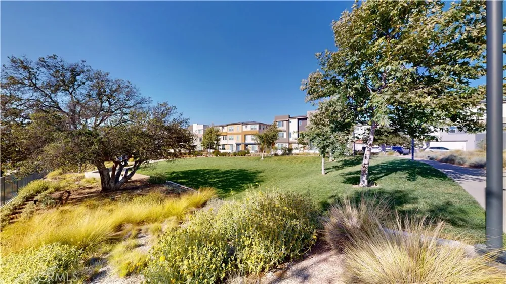 27131 Observation Court Valencia, CA 91381