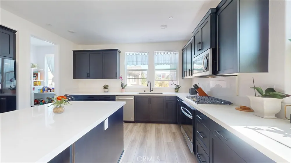 27131 Observation Court Valencia, CA 91381