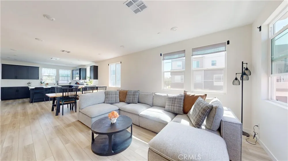 27131 Observation Court Valencia, CA 91381
