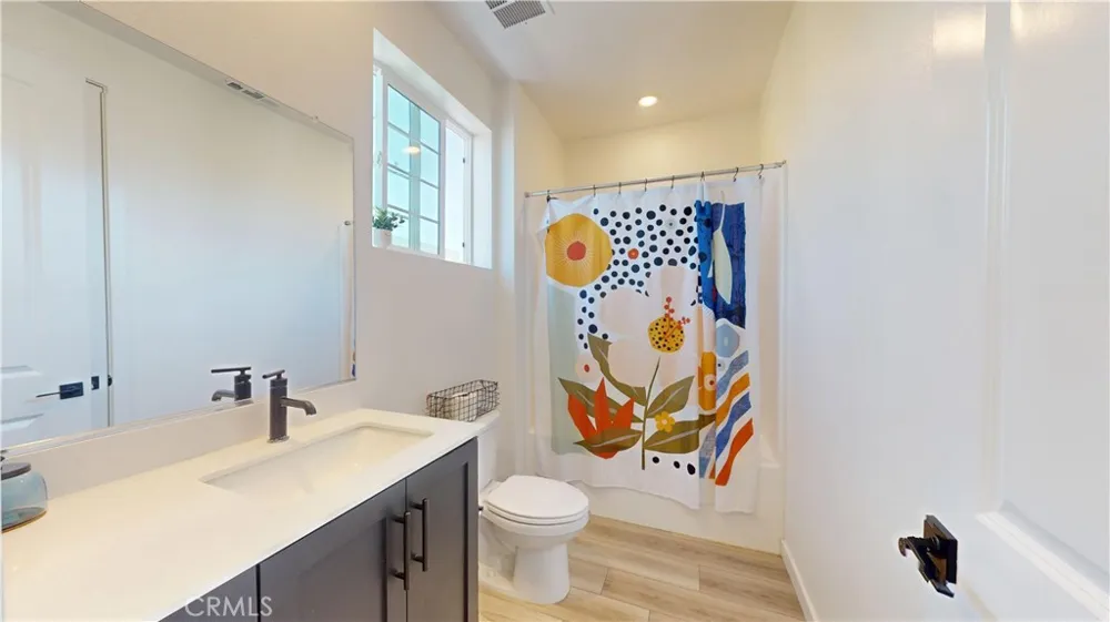 27131 Observation Court Valencia, CA 91381