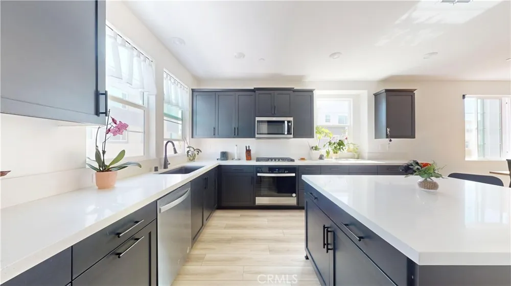 27131 Observation Court Valencia, CA 91381