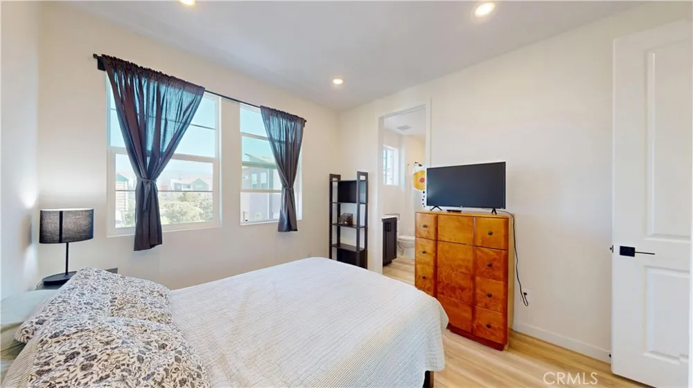 27131 Observation Court Valencia, CA 91381