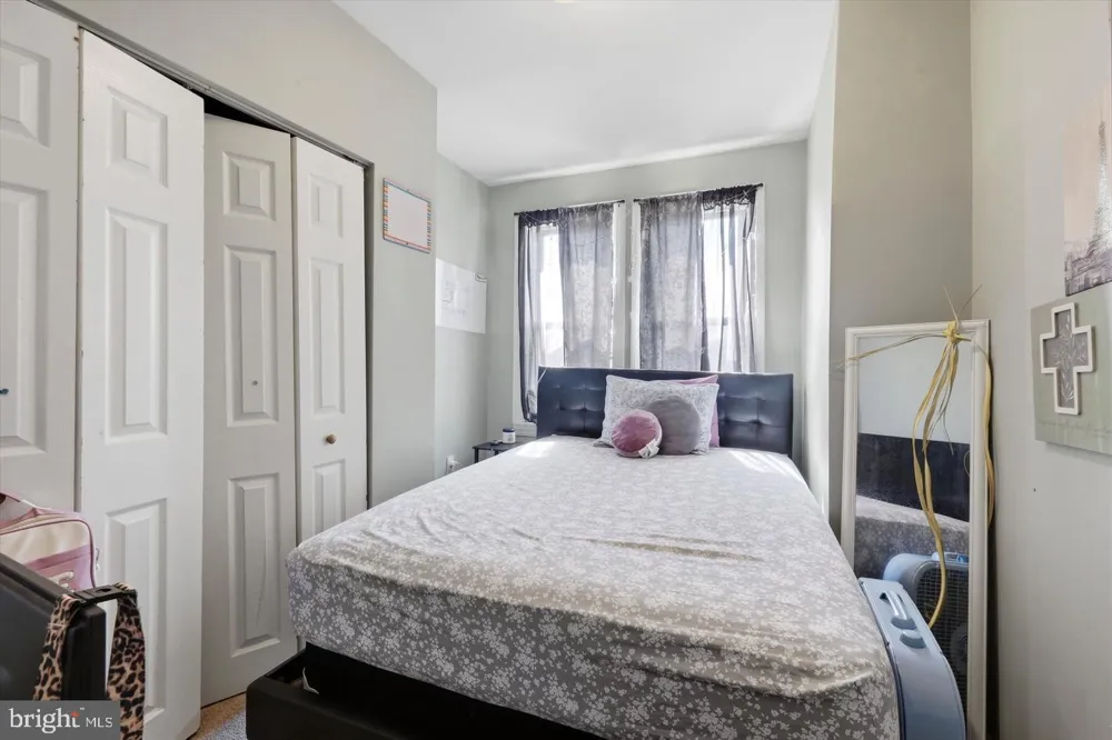 1121 E 11TH STREET Crum Lynne, PA 19022