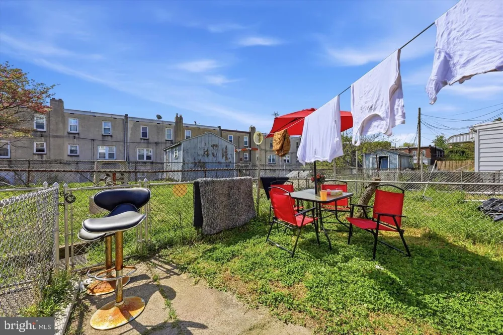 1121 E 11TH STREET Crum Lynne, PA 19022