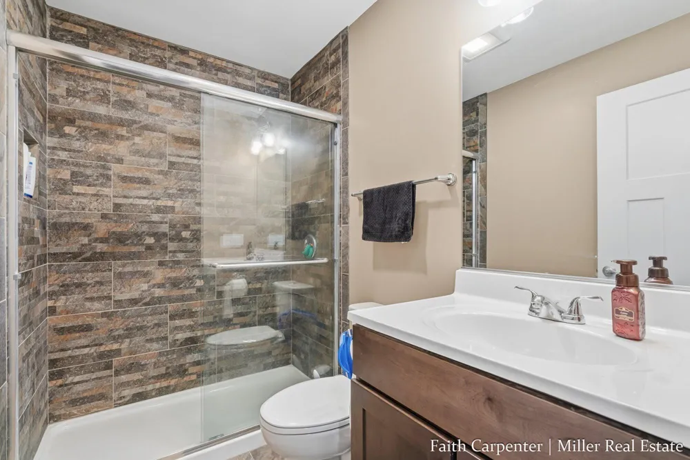 14607 North Avenue Assyria Township, MI 49021
