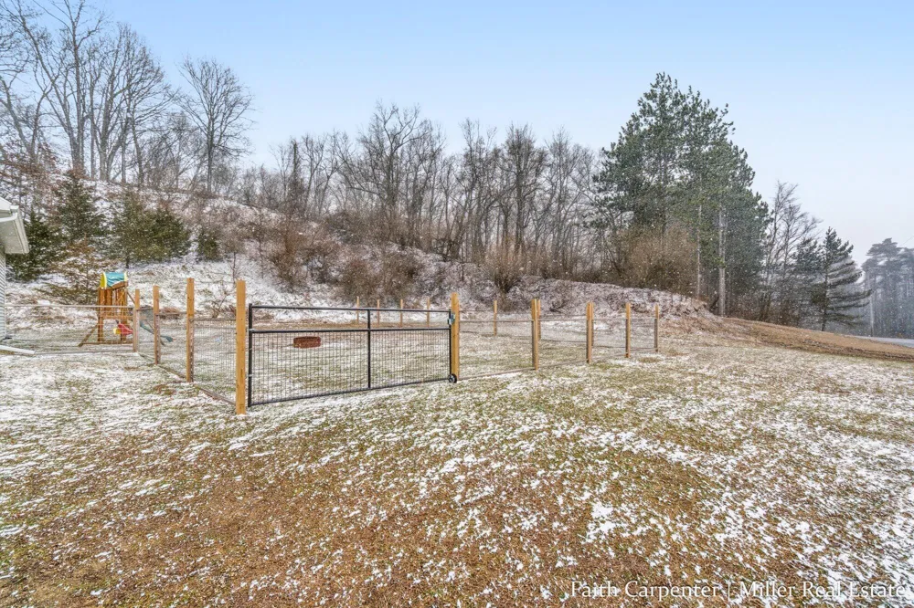 14607 North Avenue Assyria Township, MI 49021