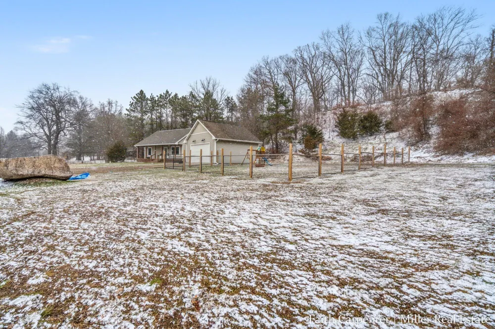 14607 North Avenue Assyria Township, MI 49021