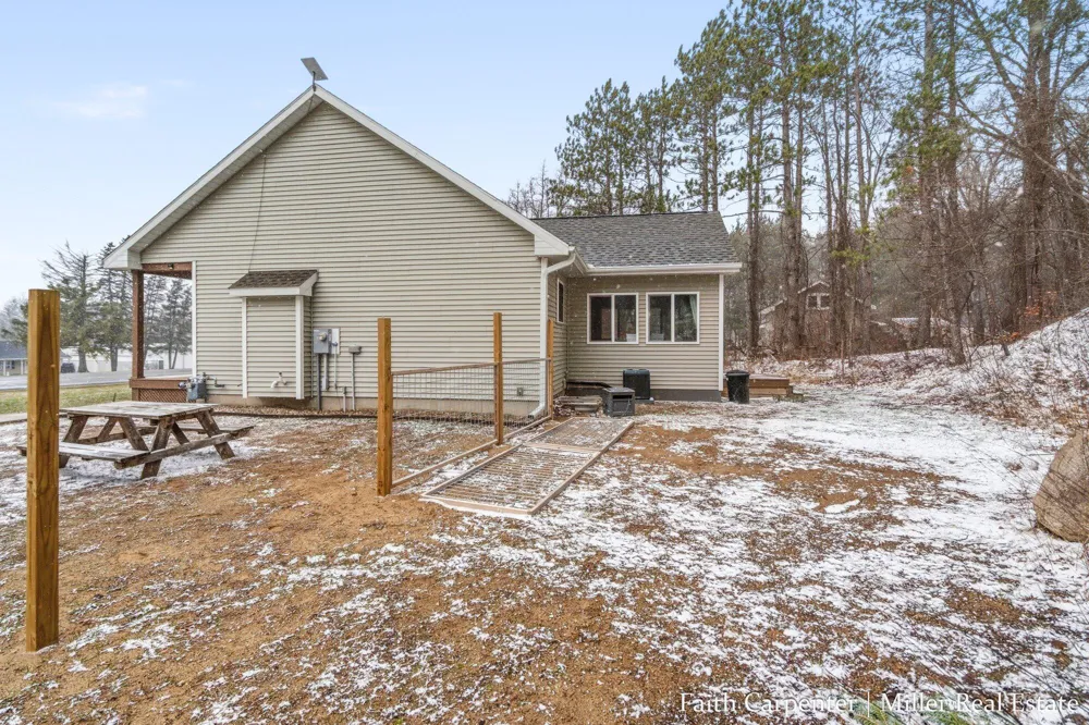 14607 North Avenue Assyria Township, MI 49021