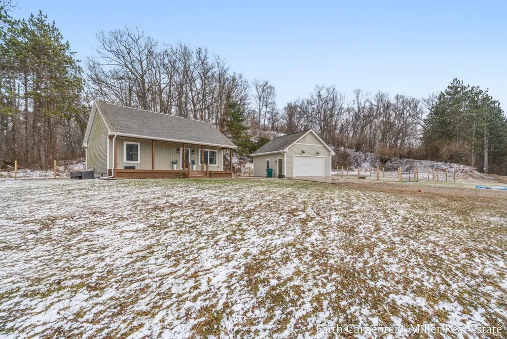 14607 North Avenue Assyria Township, MI 49021