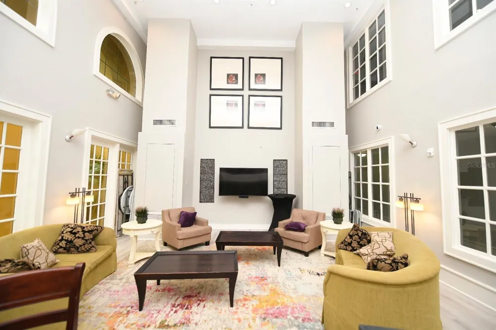860 ORANGE AVENUE #213 Orlando, FL 32801
