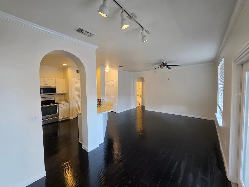 860 ORANGE AVENUE #213 Orlando, FL 32801